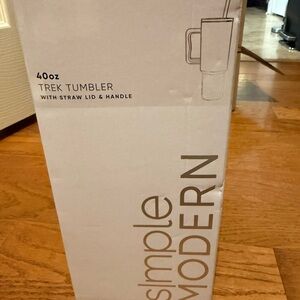 Simple Modern 40oz Trek Tumbler with Straw Lid & Handle